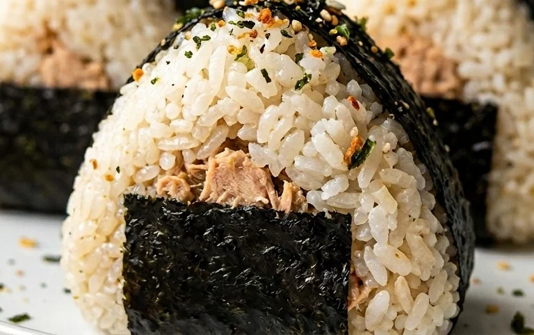 15-min. Easy Japanese Tuna Onigiri